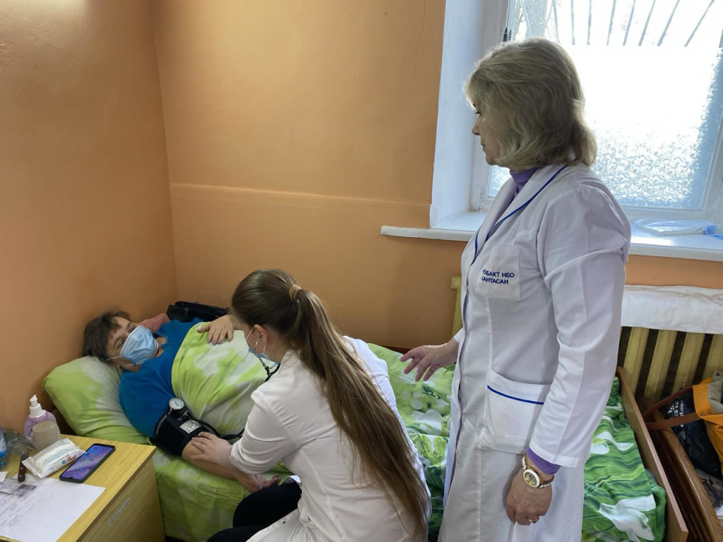 Проміжне оцінювання лікарів-інтернів