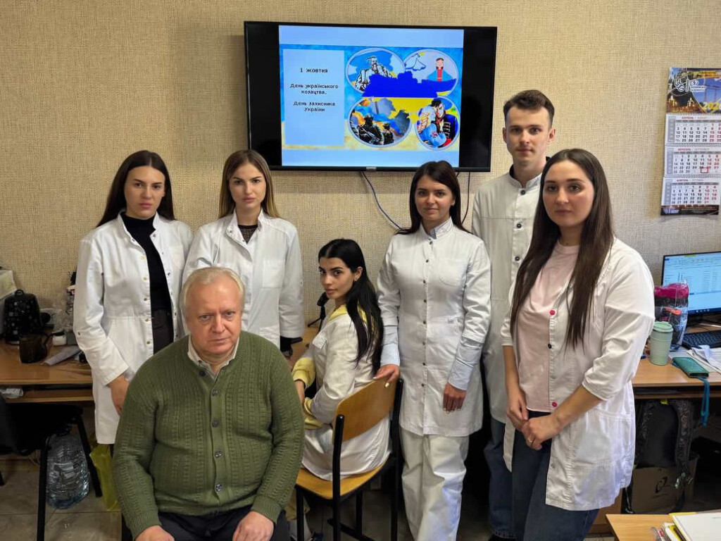 1 жовтня - День українського козацтва. День захисників і захисниць України